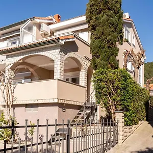 Apartment Casa Barbara, Rab Town
